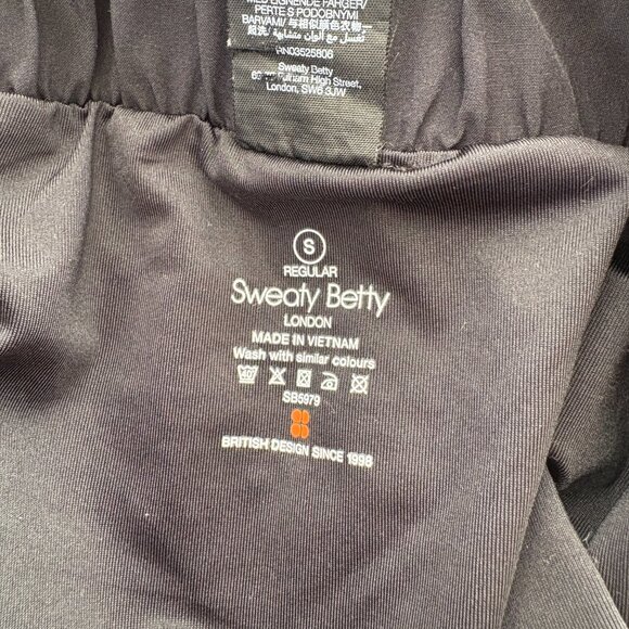 Sweaty Betty 3.5" Inseam Shorts - Picture 3 of 3